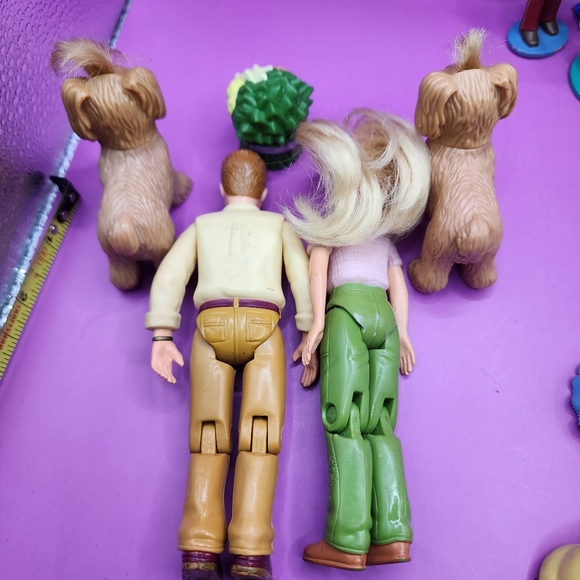 2006 Fisher Price Loving Family Dad Mom Dogs Dollhouse Figures Pretend Play - Picture 3 of 4